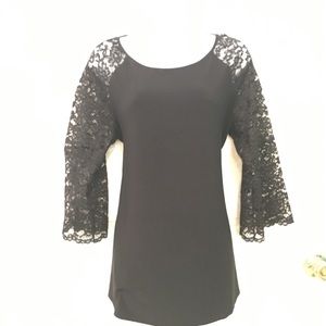 Lace Sleeved top